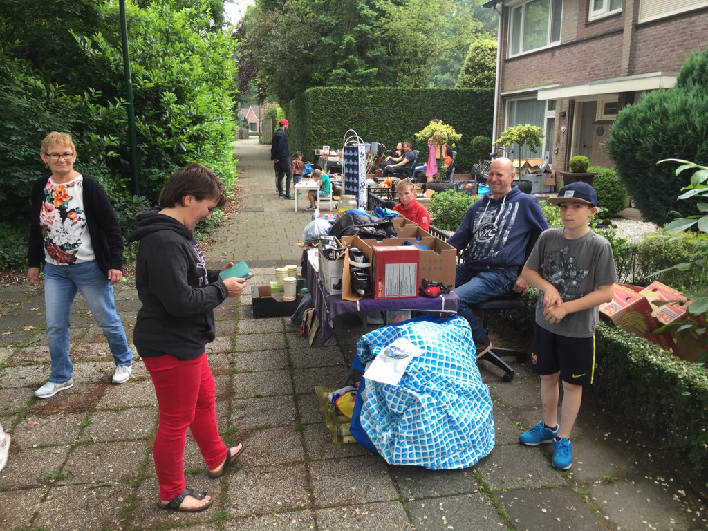 Garagesale (13)